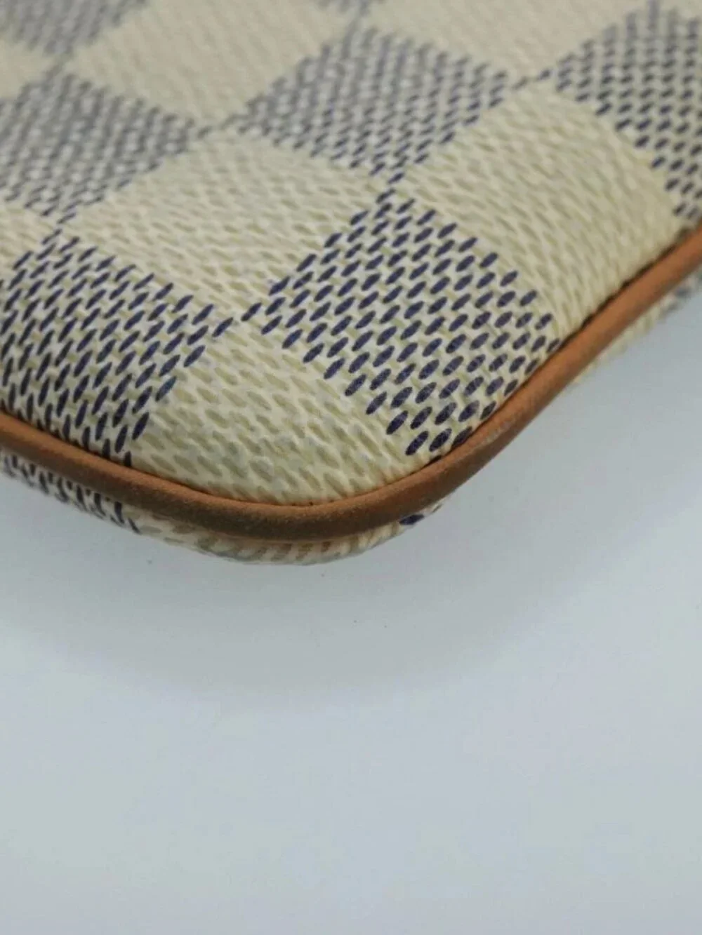 LOUIS VUITTON Damier Azur Etui Telephonne MM Cell Phone Case
